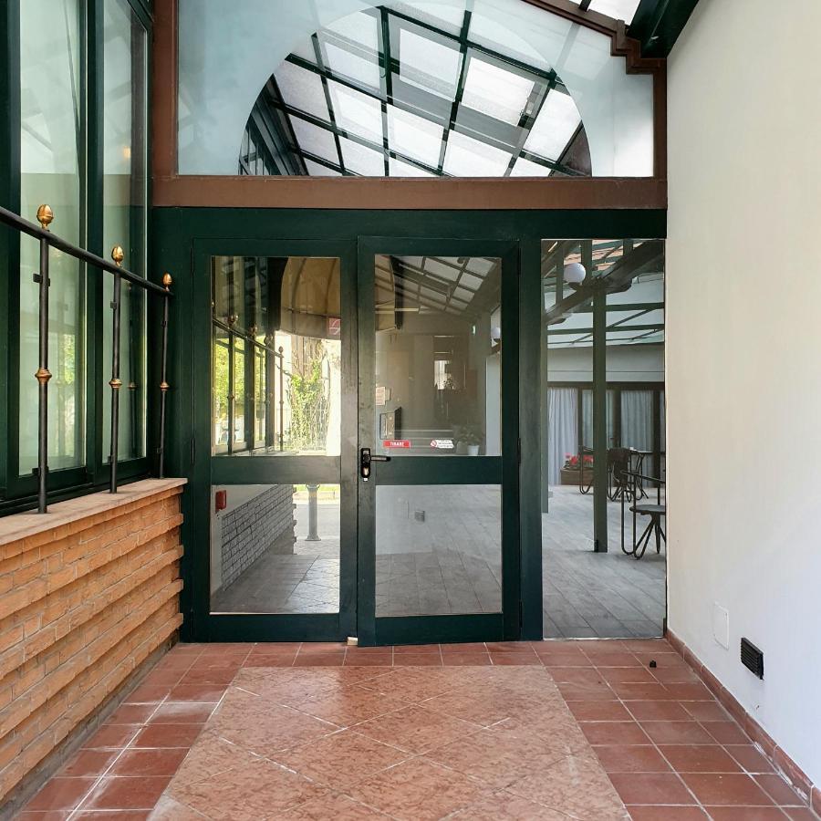 Hotel Perla Massa Lombarda Exterior photo