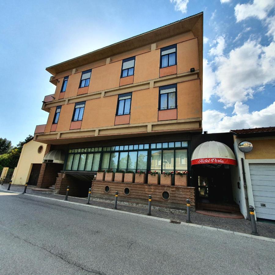 Hotel Perla Massa Lombarda Exterior photo